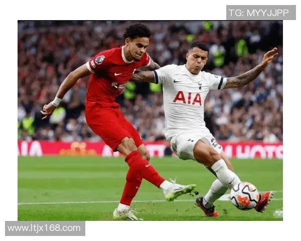 西甲焦点战利物浦与热刺战成平局红牌争议引发全场热议