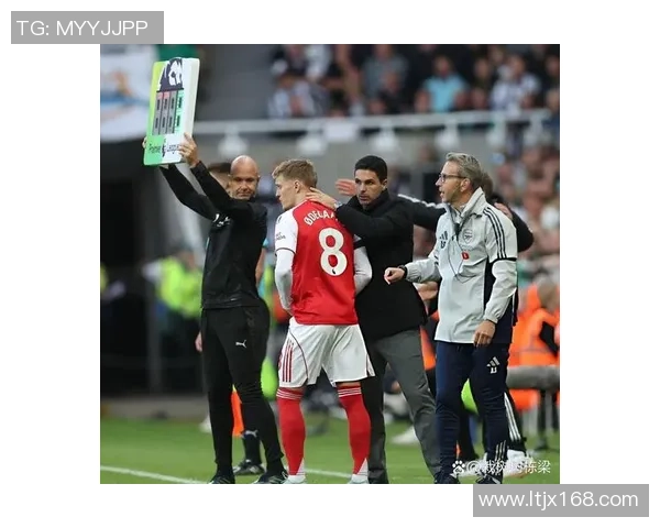 足总杯激战曼城大胜阿森纳五球逆转引发全场狂欢赛后深度解析