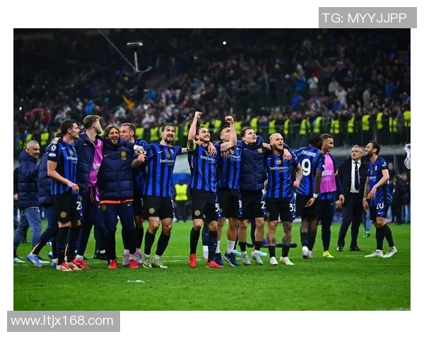 欧冠激战曼联与拜仁2比2平局逆转时刻点燃全场激情与十大精彩进球回顾 欧冠激战曼联与拜仁2比2平局逆转时刻点燃全场激情与十大精彩进球回顾